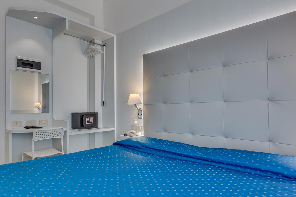 Elegance Living (PL)